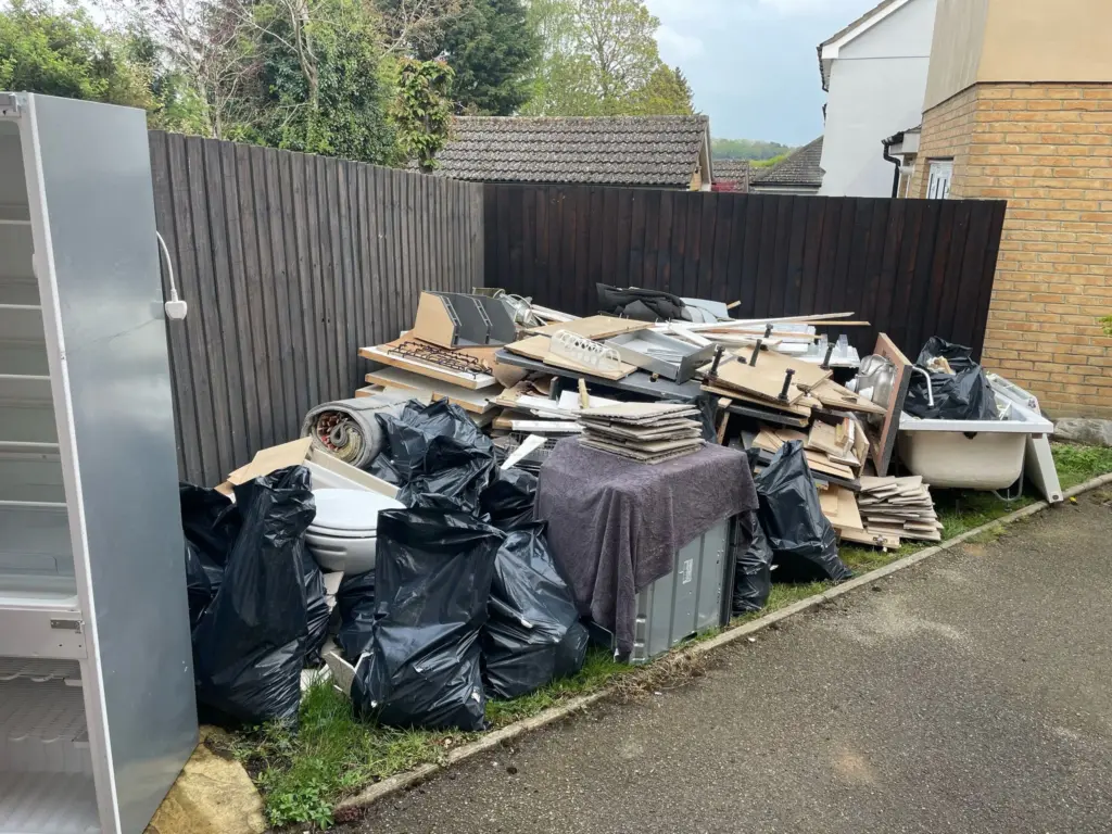 Mixed waste heap ready for pickup